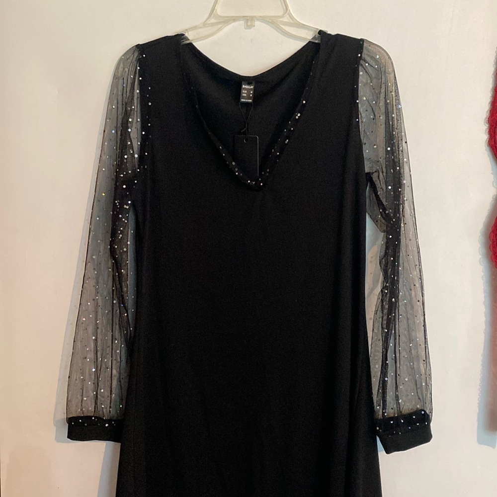 NWT black dress Sheilay size medium (L18)